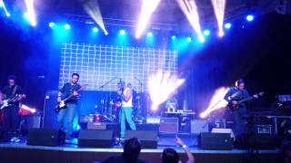 Prisioneros - En vivo