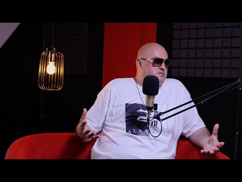 PAUL PTM: "ACOLO S-A SUPT O PULICA, N-AI CUM SA FACI BANI IN ROMANIA" @ CGR LIVE EP. 10 CU TONIK