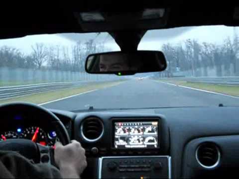 monza 11 12 2011 time record 1' 47'' 35 .wmv