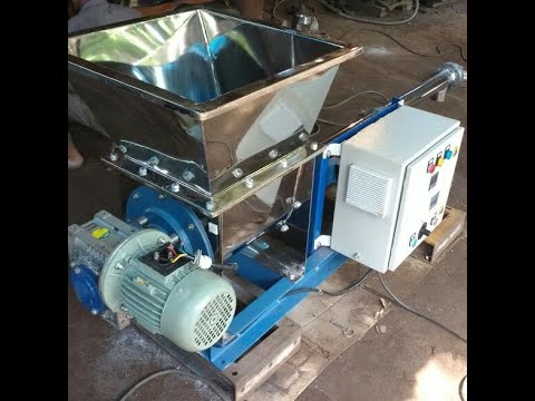 Screw Feeder with Agitator