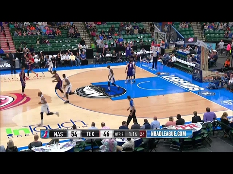 Derek Cooke Jr. with the dunk!