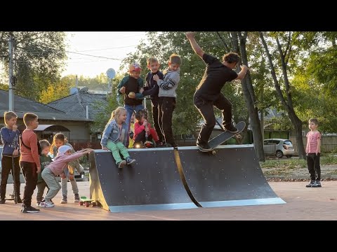 Setting up a Skate Camp for the kids of Moldova 🇲🇩