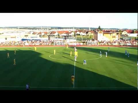 2. kolo Poháru České pošty: TJ Svitavy - FC Vysočina Jihlava 1:2 (0:1) - těsně po gólu Sy :)