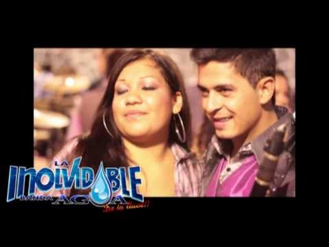 A Poco También video