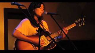 Tristan Prettyman sings "Trader Joe's" at The Stronghold in Venice, CA