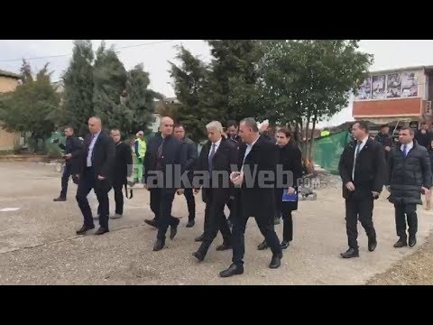 Skandali me shefin e policisë, Sandër Lleshaj vizitë blic në Malësi të Madhe