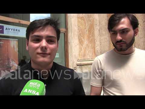 Berlusconi, Forza Italia Giovani: "For us it's like losing a father"