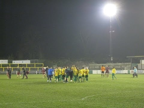 Hitchin Town F.C 3-2 Weymouth F.C : Match Highlights