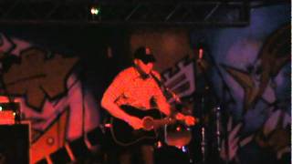 red eye gravy Intro song To LIVE at T-Bones.MPG