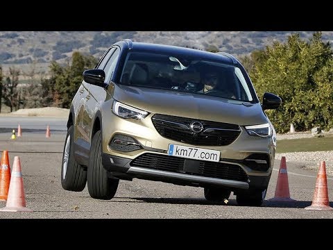 Opel Grandland X 2018 – Maniobra de esquiva (moose test) y eslalon | km77.com