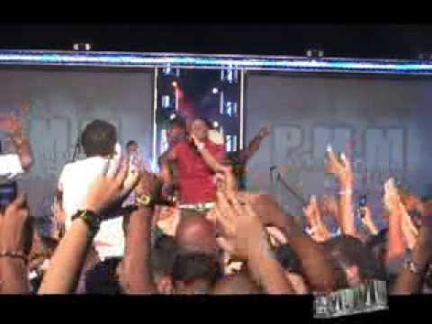 Los 4 ft El Micha: Si Se Va  A Formar Que Se Forme; Havana Club Stars Entertainment