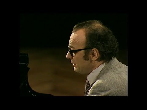 Alfred Brendel plays Schubert 3 - Piano Sonata D894, Impromptus D899 & D935