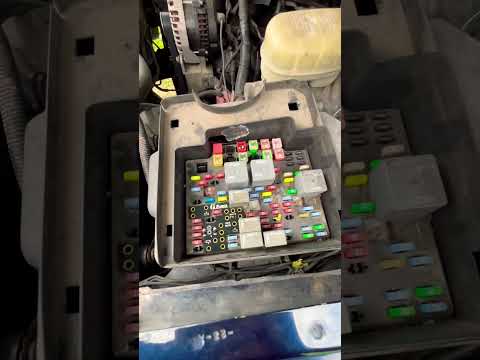 How to install Fleece GM all lights on for your Chevy or gmc 03 to 07!!! #FLEECE #alllightson #chevy