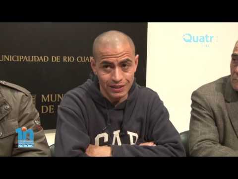 Conferencia tras la reunión de Llamosas con los ex-candidatos a intendente