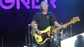 Dennis Elliott & Rick Wills join Foreigner onstage in St. Augustine, FL 2-24-2017