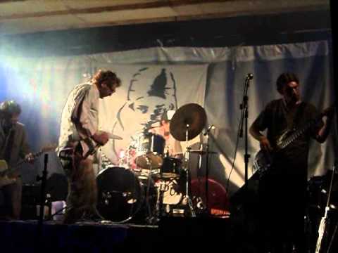 Poesia Subversiva - Gritar (vivo 2012 Vatoloco 5)