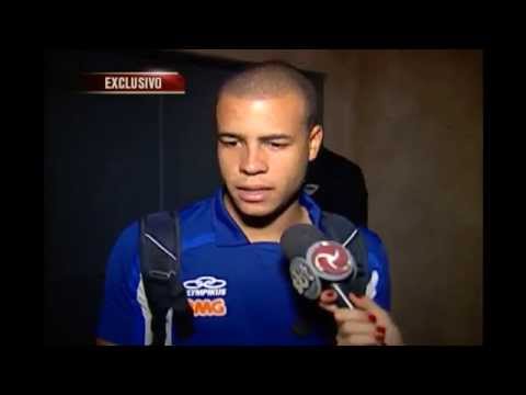 Mike fala sobre o empate com 'gostinho' de derrota