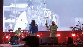 Monsieur Periné - Tarde, En Vivo en el Vive Latino 2023