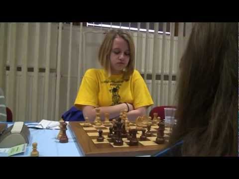 D14 2.1. Hana Dzurjaninová - Veronika Gažíková 0 - 1