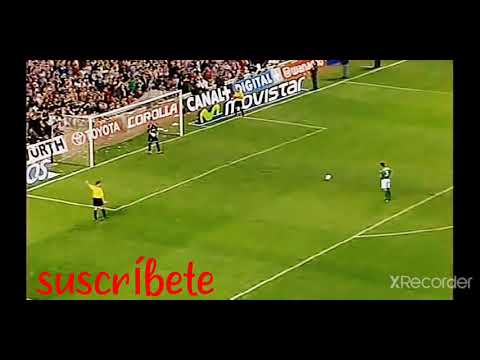 Penalti de Lembo en la tanda de las semifinales de la Copa del Rey de 2005