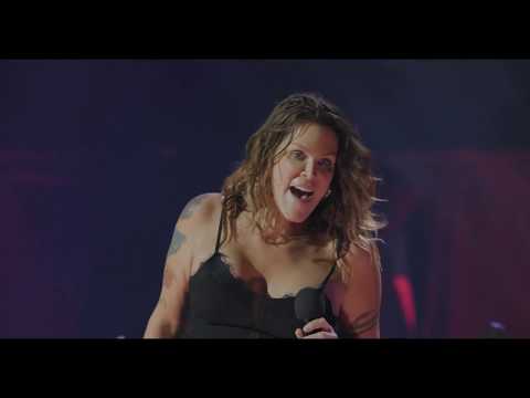Videoclip de Waterfalls (Live) — Beth Hart