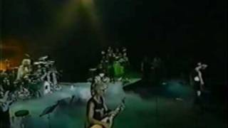 Download lagu Scorpions - Rhythm of love (Acoustic)/Drum Solo - Live In South Korea, 2001 (TV) mp3
