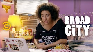 Guess Who? - Extended - Hack Into Broad City
