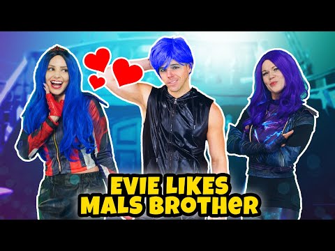 DESCENDANTS 3 EVIE LIKES MAL’S BROTHER. Queen of Mean Audrey Tricks Mal and Ben  Totally TV Original