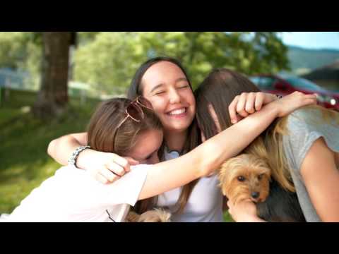 Vanessa Dollinger - Alles Glück der Welt (Official Video)