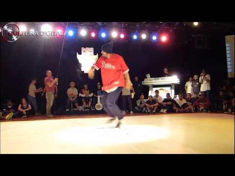 Kekeu vs Master D -  Red Bull BC One Cypher Brasil - Brasília 2012