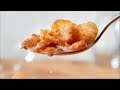 Kellogs Cinnamon Frosted Flakes Commercial 2017