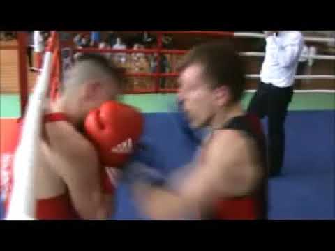 Bartłomiej Przybyła (JKB Jawor Team Jaworzno)  -  Dawid Posiłek (MOSM Tychy)