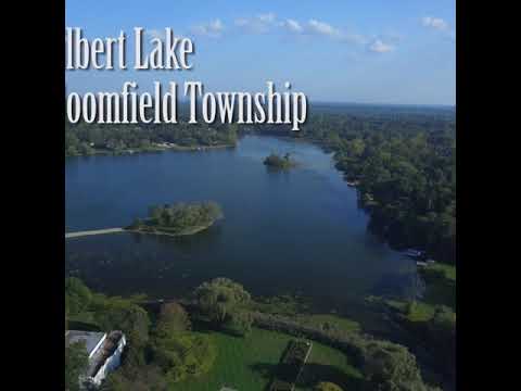 Gilbert Lake homes Bloomfield MI