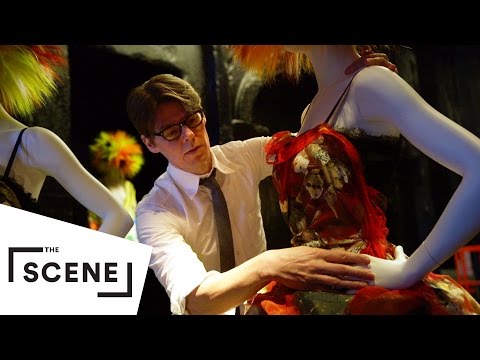 《龐克：失序到華美》策展人Andrew Bolton      ︱       VOGUE 小百科