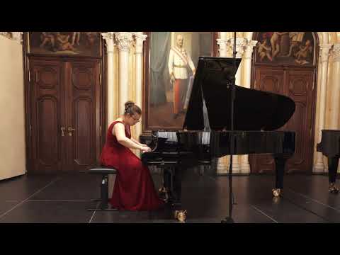 Melika Buza plays Beethoven and Chopin