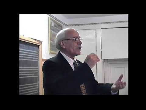 Ora publică. Dirijorul Ștefan Andronic și corala „Vocile Primăverii”, noiembrie 2002.