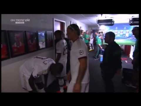 MEXES "GLI SPACCHIAMO IL CU** " INCITAMENTO PRIMA DI PSV MILAN