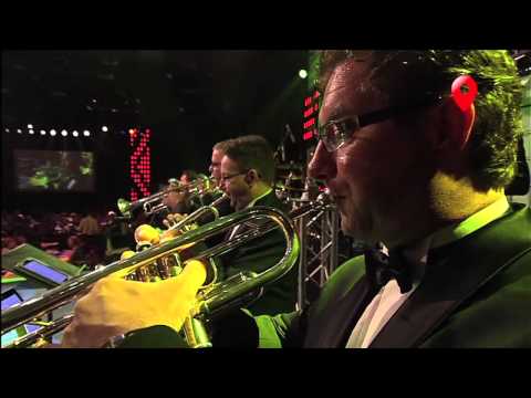 (Omroep Venlo) Leedjesaovend 2013 - straol!