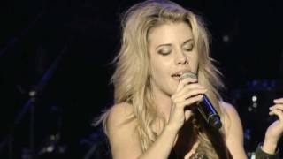 Jasmine Rae - Top Of The World (Live)