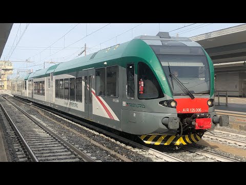 INV Bologna Centrale - Lecco ATR125.006 Besanino di Trenord in partenza dal binario 5 di Bologna