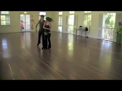 Raúl de la Paz - Salsa with Belly Dance