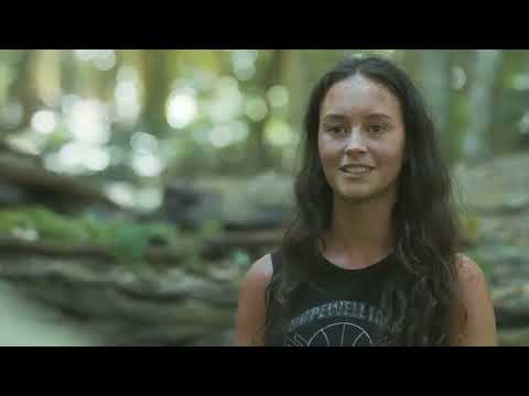 Toni and Shelby Ep 01 | The Wilds S02