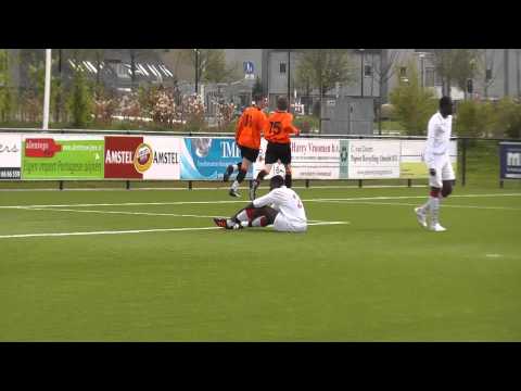 21 apr 2012 VV De Meern B1 - Zeeburgia B2 com 2-0 Goal Jari, assist Hidde