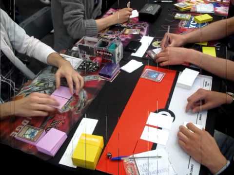 Yu-Gi-Oh! YCS Toulouse - Round 7 - Rodrigo Togores (Bubblebeat) vs. Noel Garde (Dark World) - Game 1