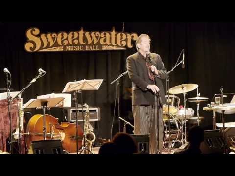 Dan Hicks opens Prohibition Mob Band show