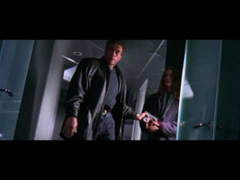 Unbelievable! Marie beat up the criminal