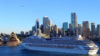 Carnival Splendor departs Sydney.  19th of May 2024.