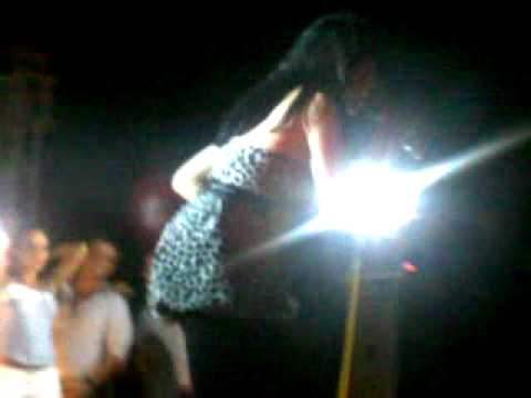 17.7.2009 TARA MCDONALD AL SOHAL BEACH 1/4 BY INFORMANIGHT PRESS OFFICE