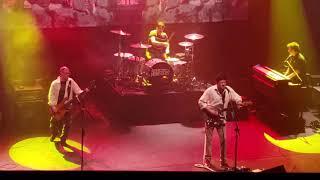 Big Head Todd and The Monsters LIVE &quot;Resignation Superman &quot;