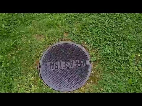 download lagu mp3 mp4 Manhole Review, download lagu Manhole Review gratis, unduh video klip Manhole Review